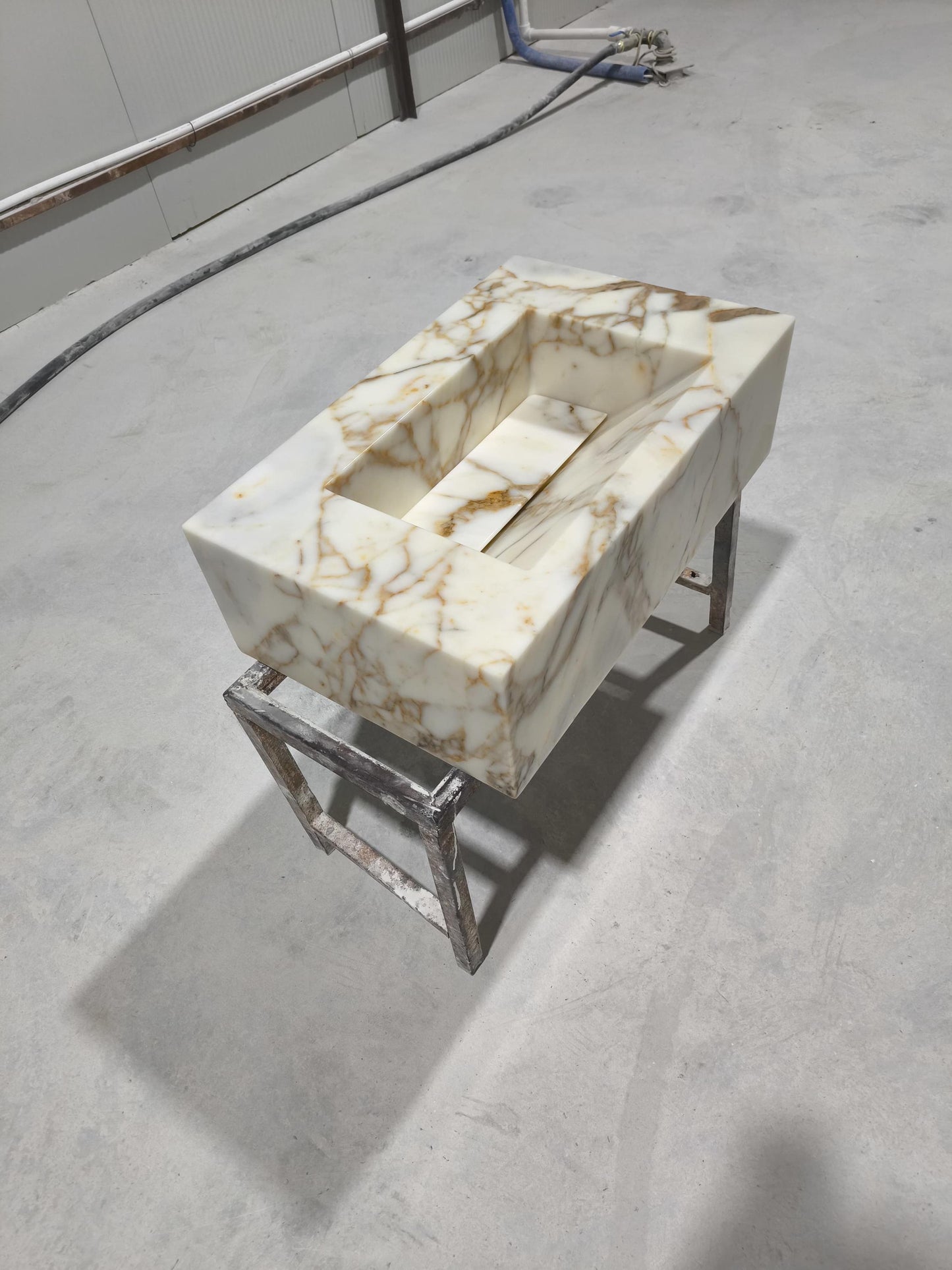 Calacatta Gold Marble Sink