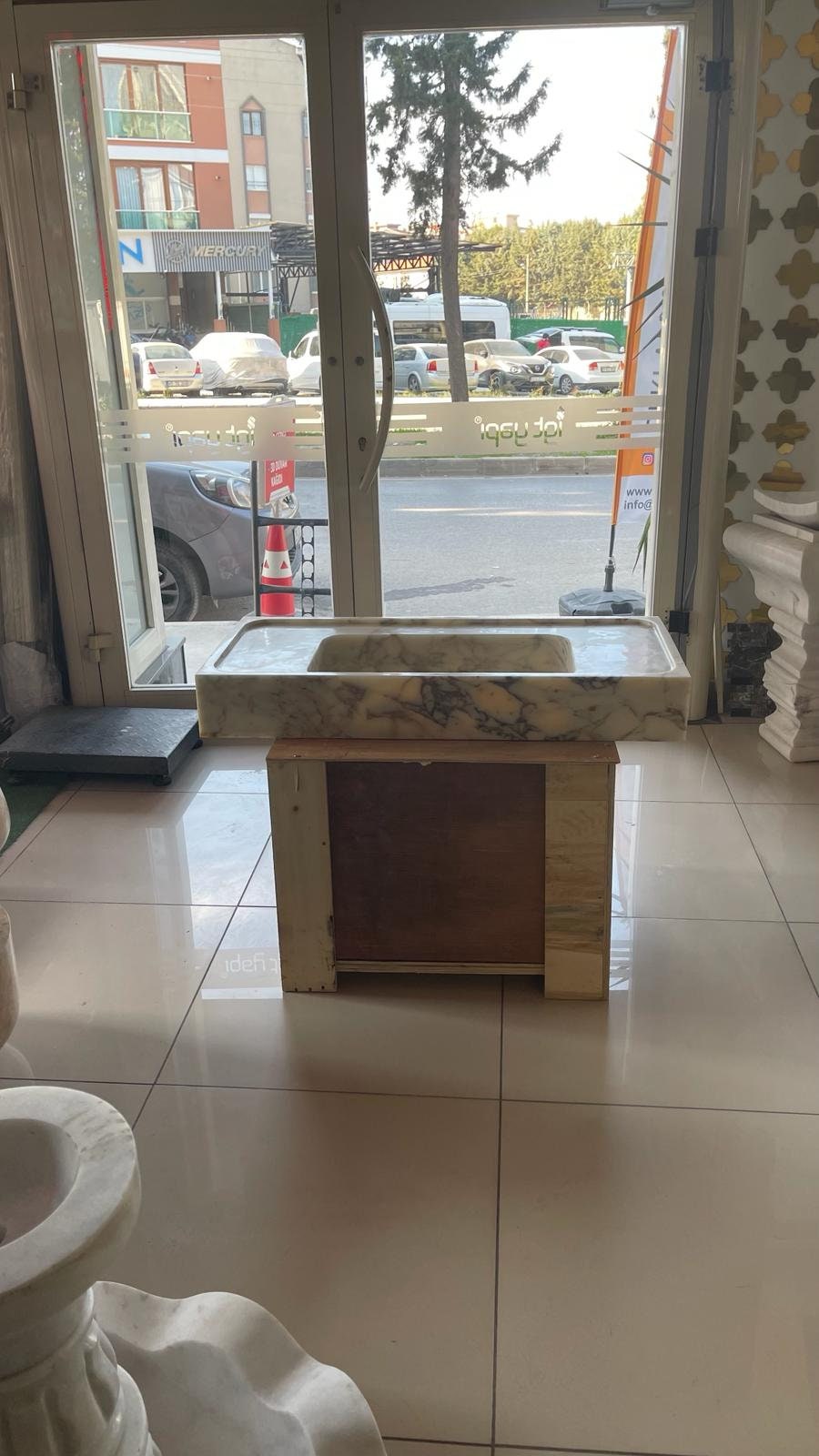 Calacatta Viola Marble Sink