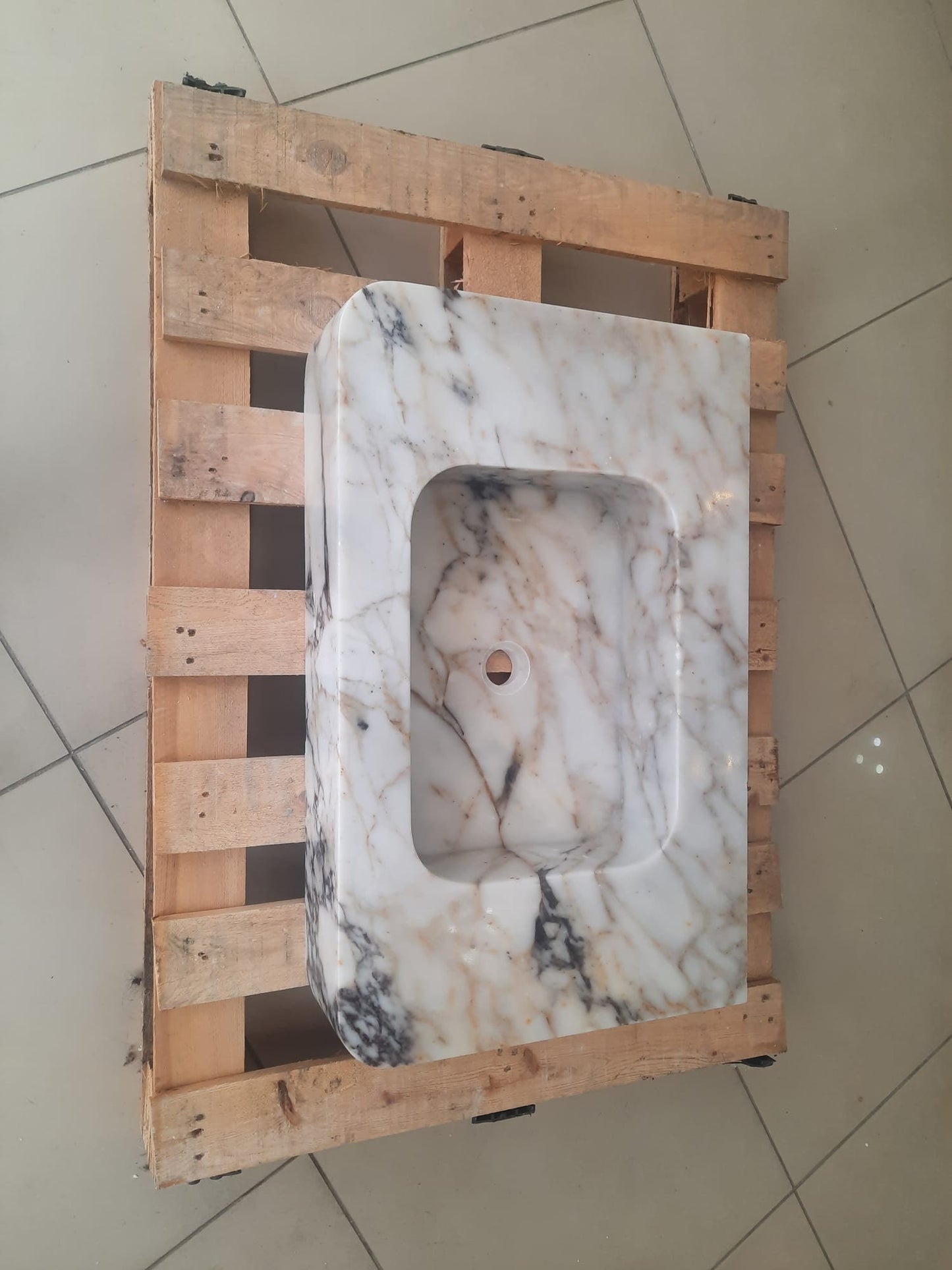 Calacatta Marble Sink
