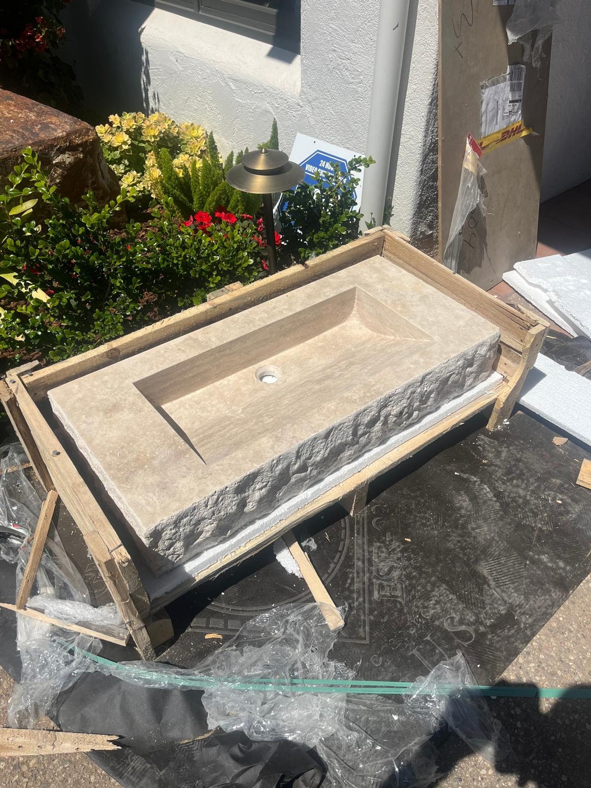 Travertine Rough Chiselled Sink