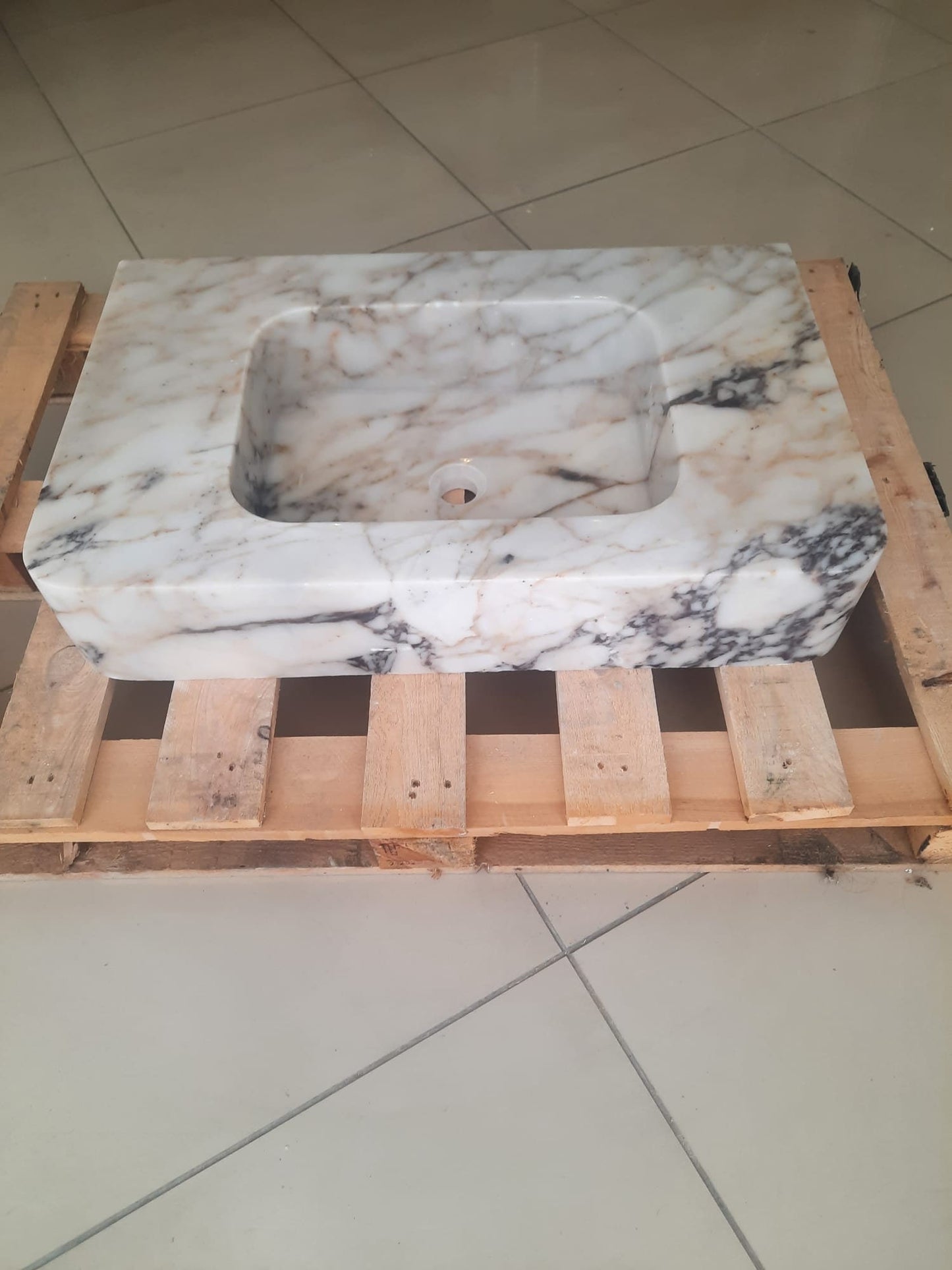 Calacatta Marble Sink
