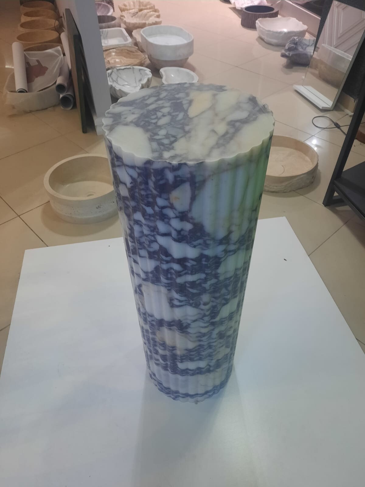 Calacatta Viola Side Table