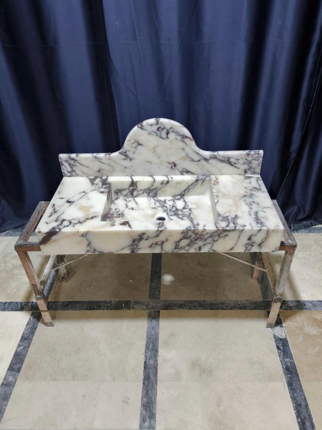 Calacatta Marble Sink