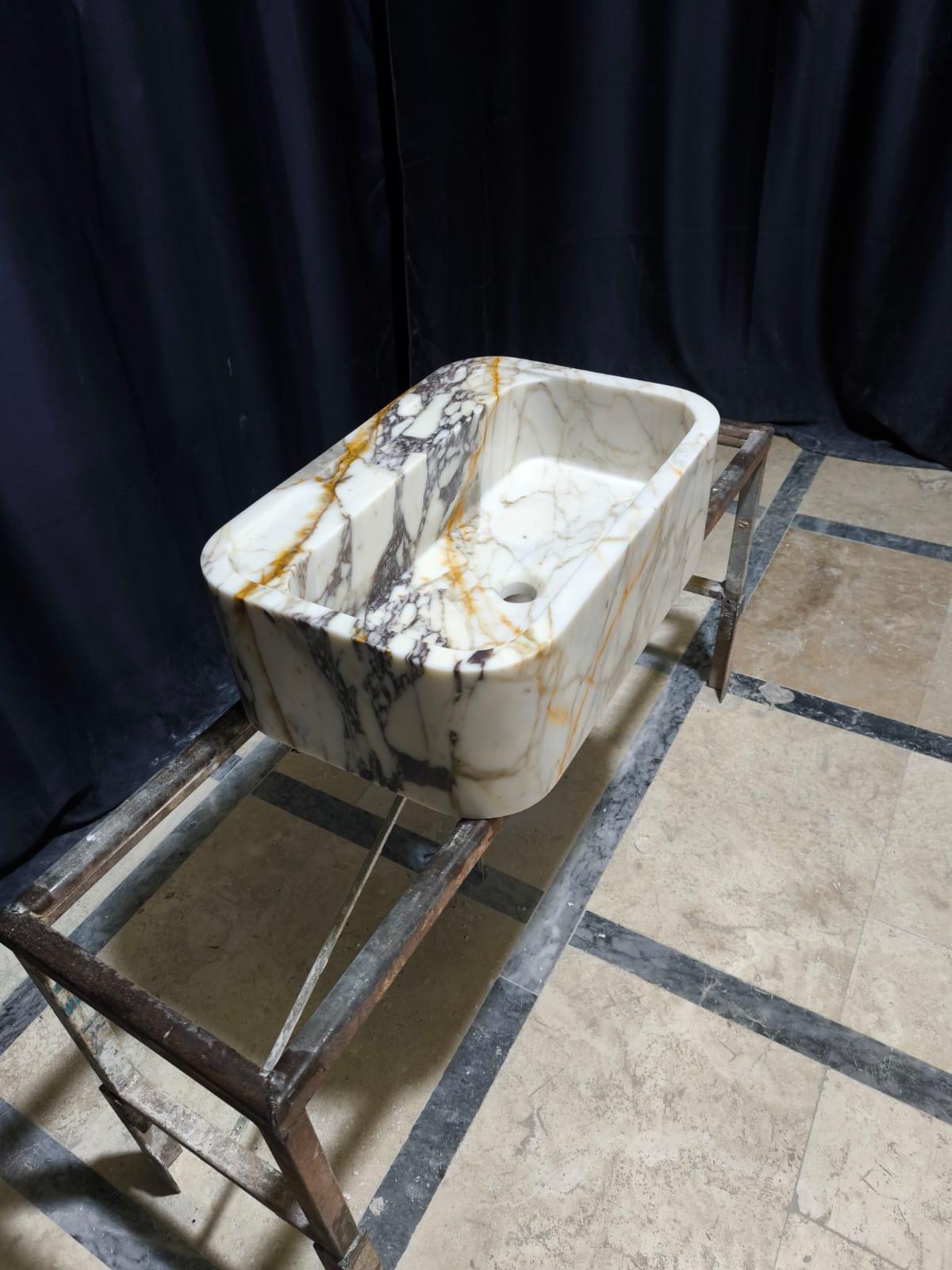 Calacatta Viola Marble Sink