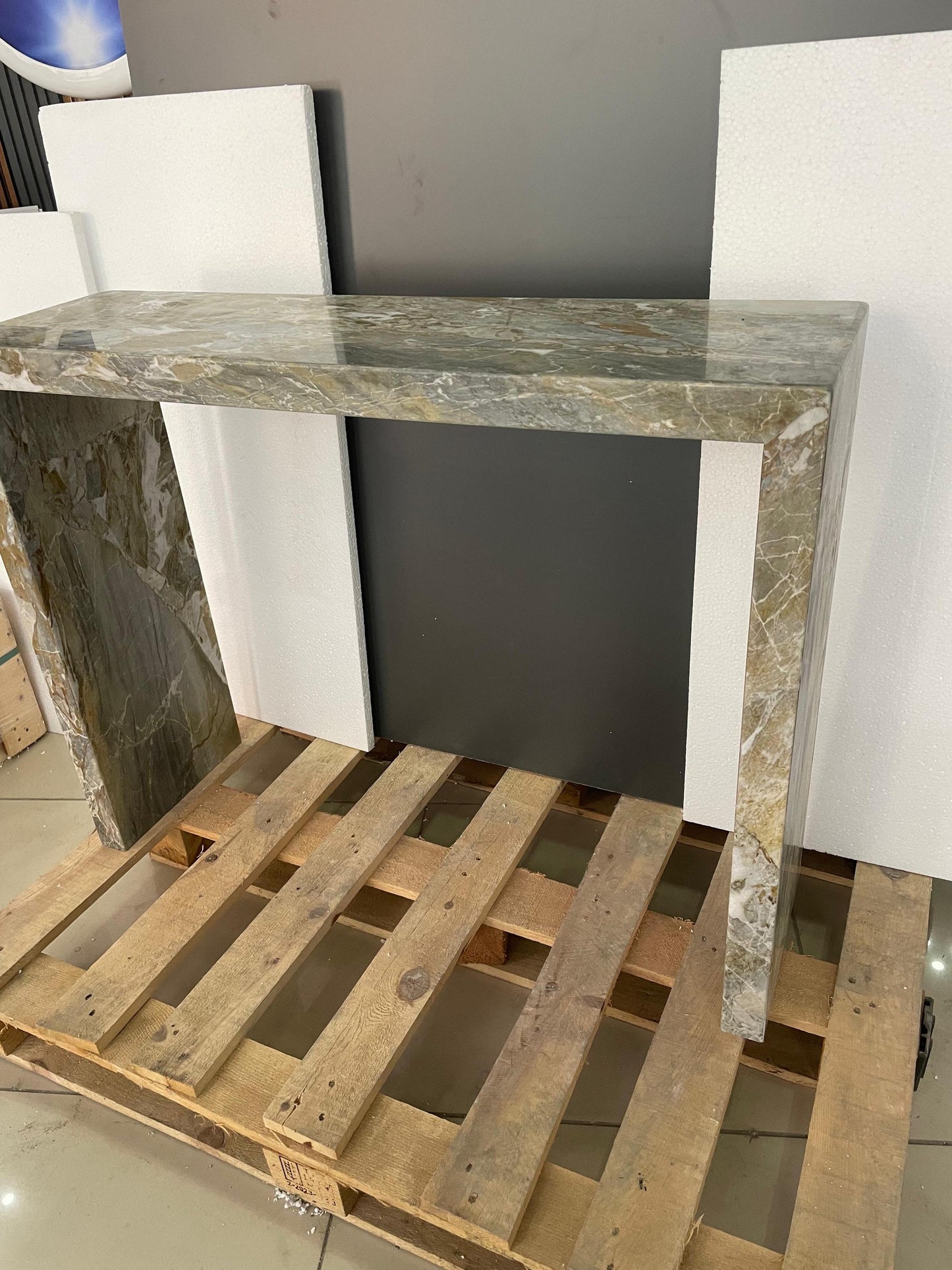 Dolamit Spica Marble Console Table