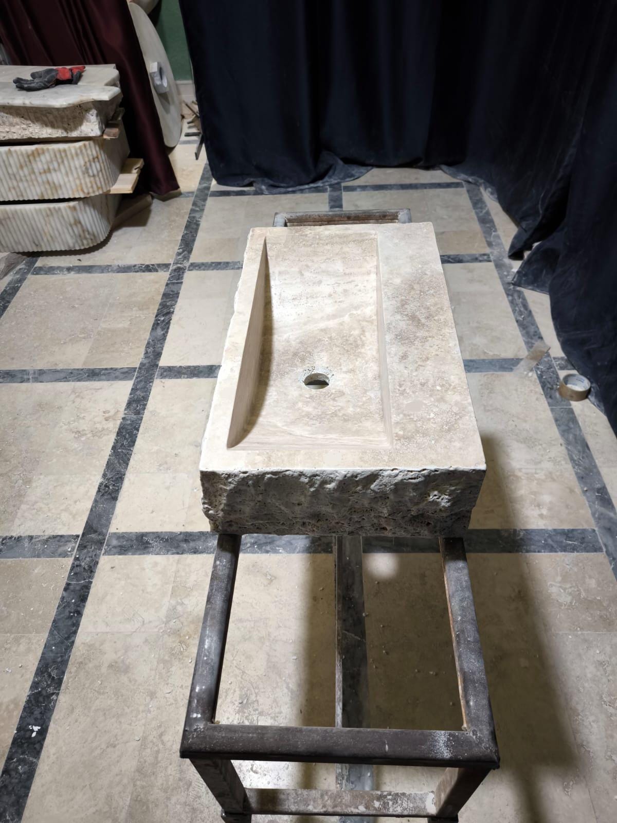 Travertine Rough Chiseled Sink
