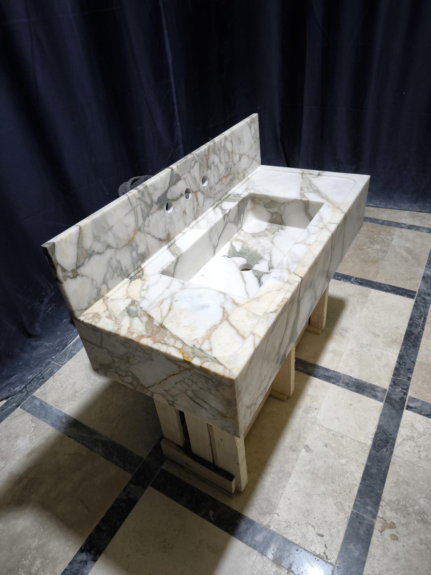 Calacatta Monet Marble Sink