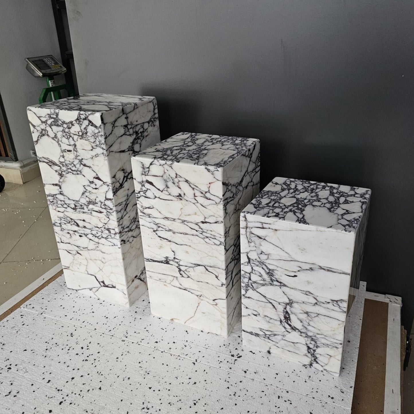 Calacatta Viola Marble Plinth Table