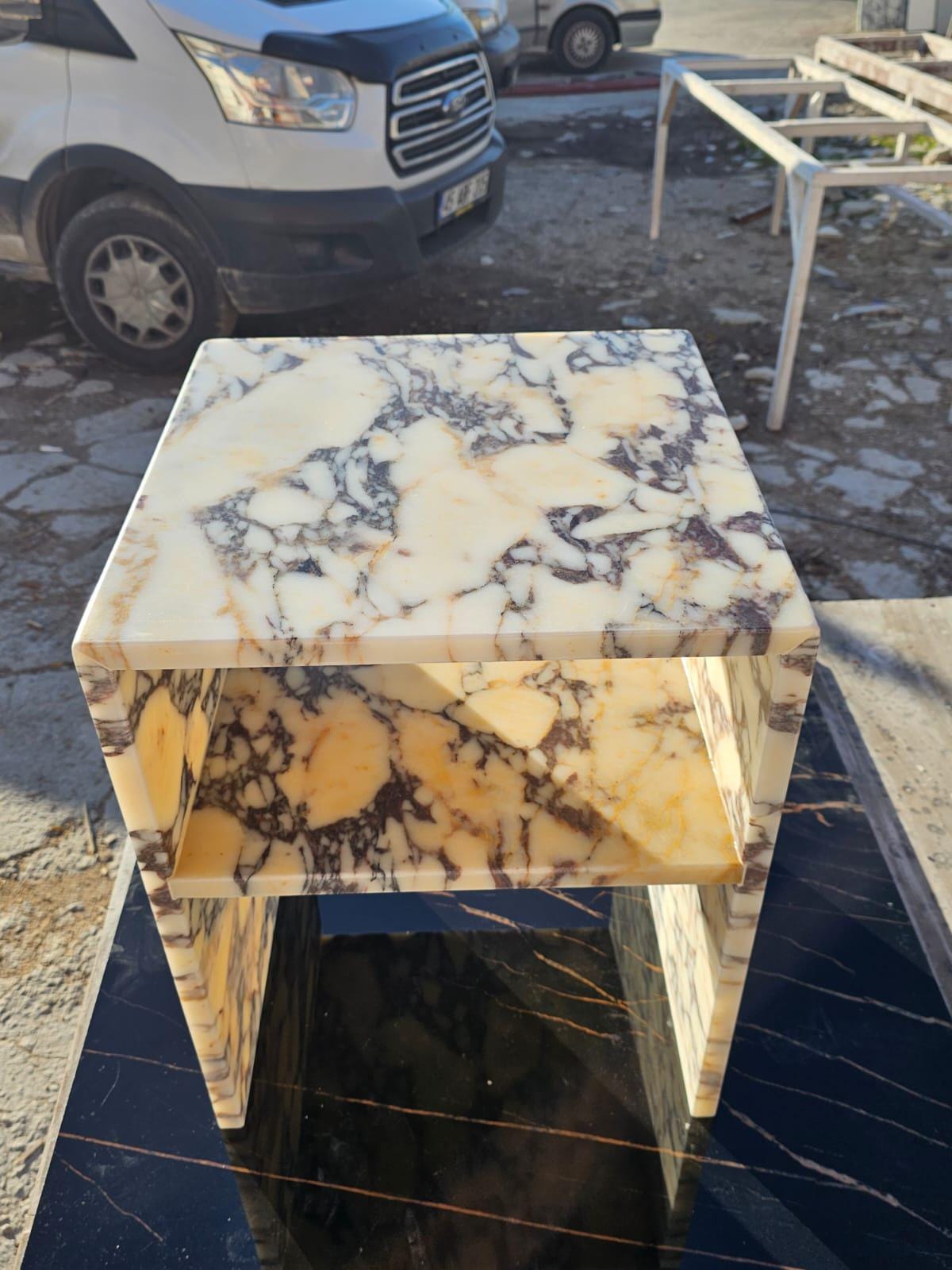 Calacatta Viola Marble Side Table