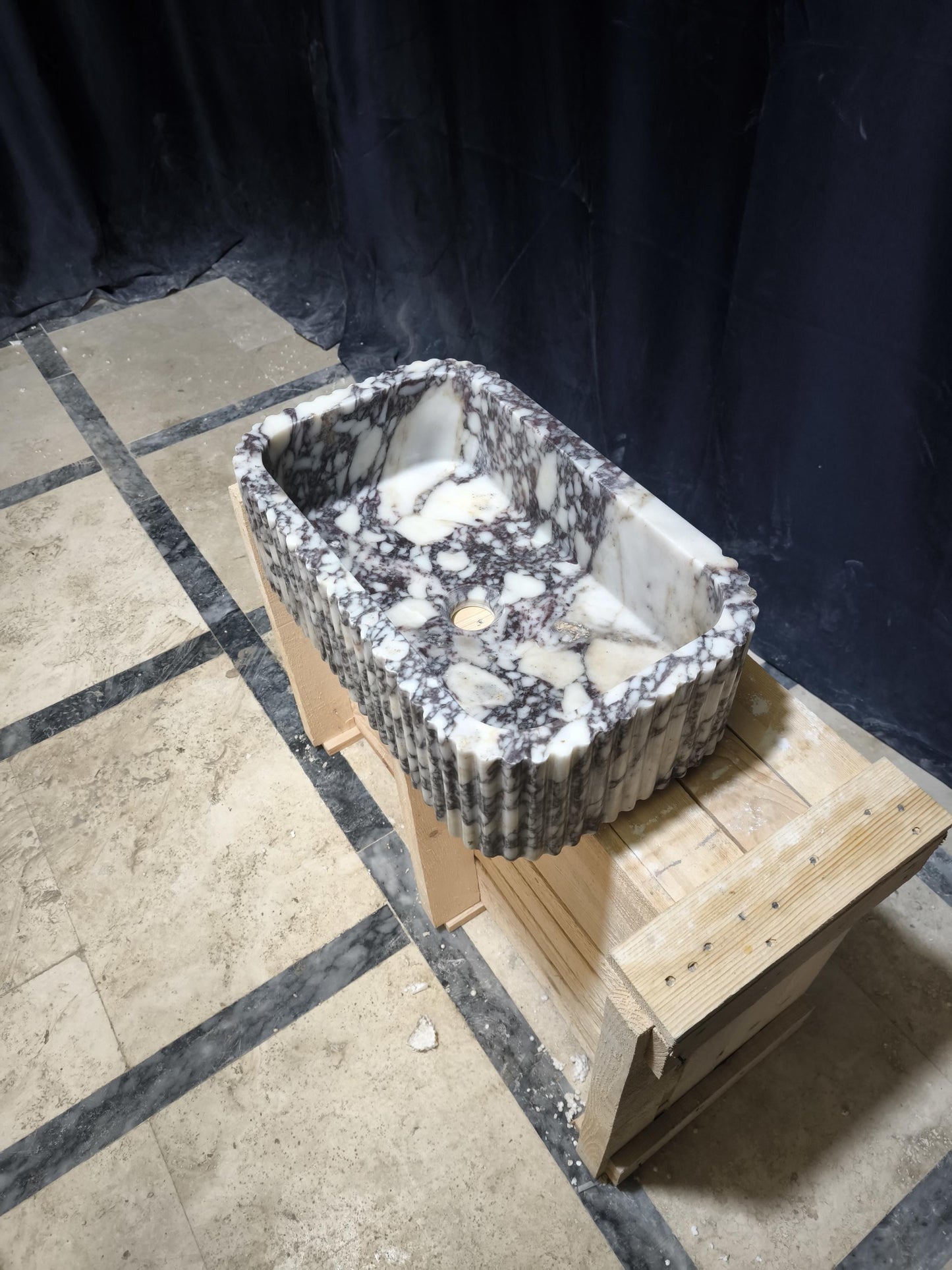 Calacatta Marble Sink